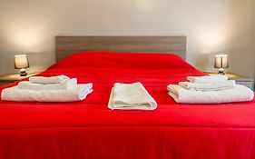 San Pietro'S Home - Guesthouse